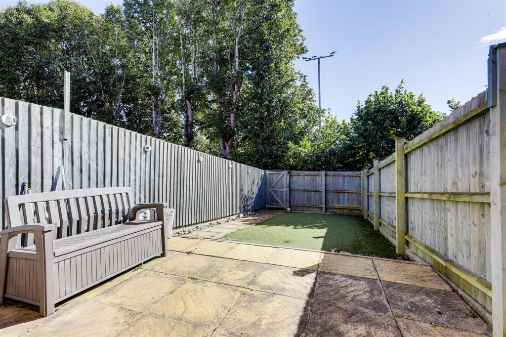 Poets Close, Hucknall, Nottinghamshire, NG15 6WF