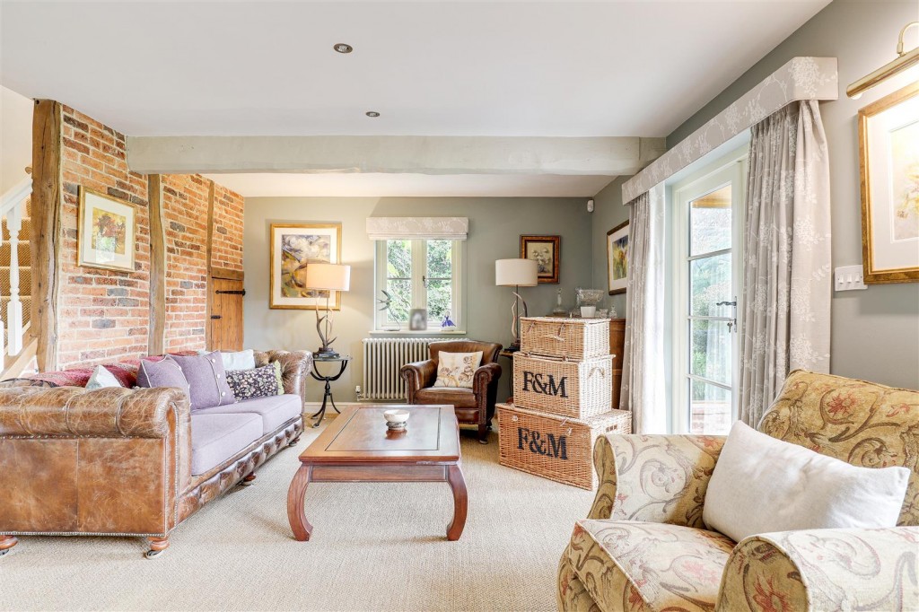 Main Street, Caythorpe, Nottinghamshire, NG14 7ED