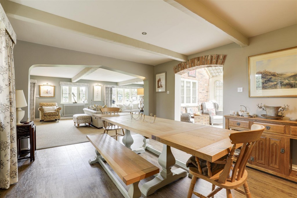 Main Street, Caythorpe, Nottinghamshire, NG14 7ED