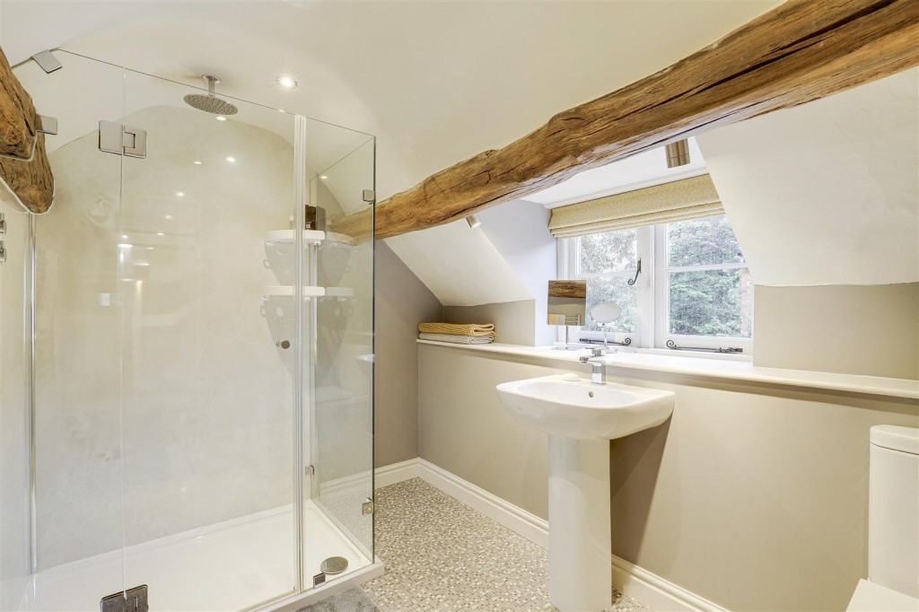 Main Street, Caythorpe, Nottinghamshire, NG14 7ED