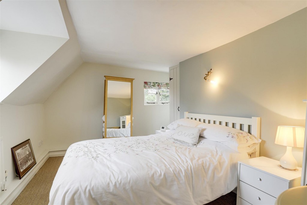 Main Street, Caythorpe, Nottinghamshire, NG14 7ED