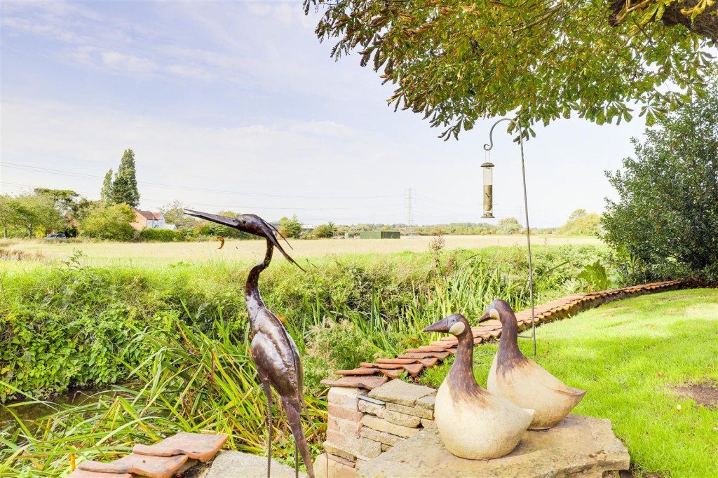 Main Street, Caythorpe, Nottinghamshire, NG14 7ED