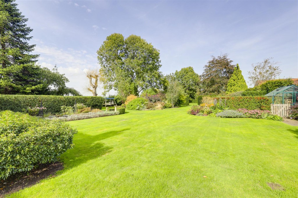 Main Street, Caythorpe, Nottinghamshire, NG14 7ED