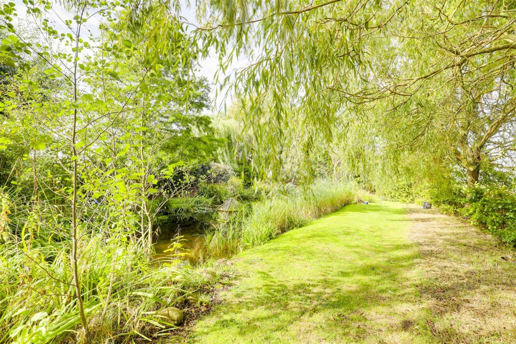 Main Street, Caythorpe, Nottinghamshire, NG14 7ED