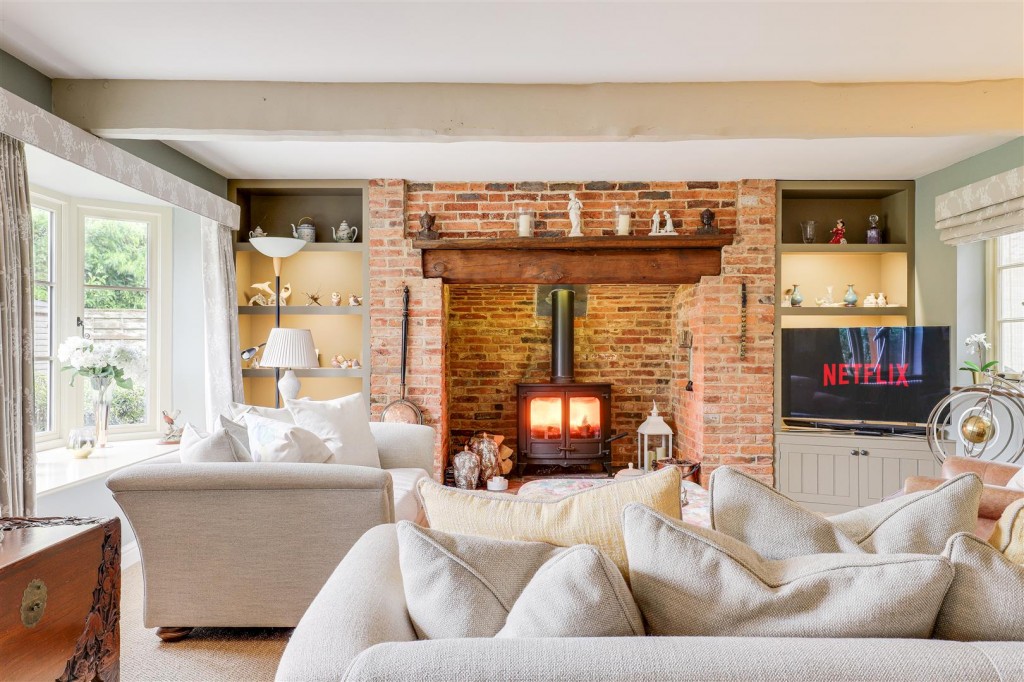 Main Street, Caythorpe, Nottinghamshire, NG14 7ED