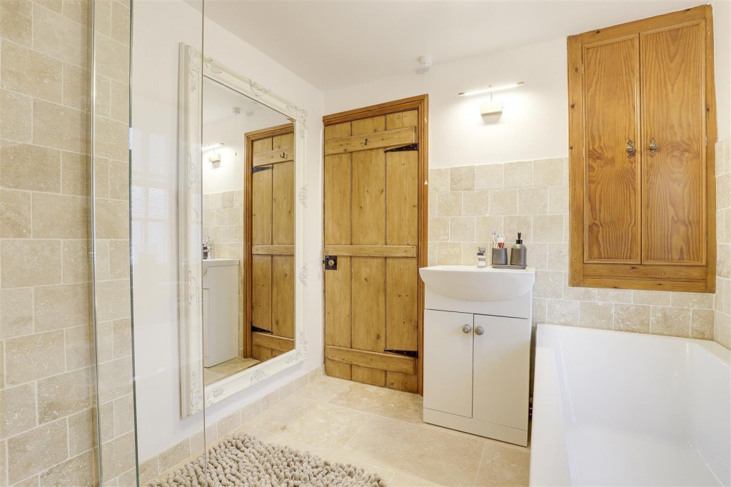 Derby Road, Sandiacre, Nottinghamshire, NG10 5HF