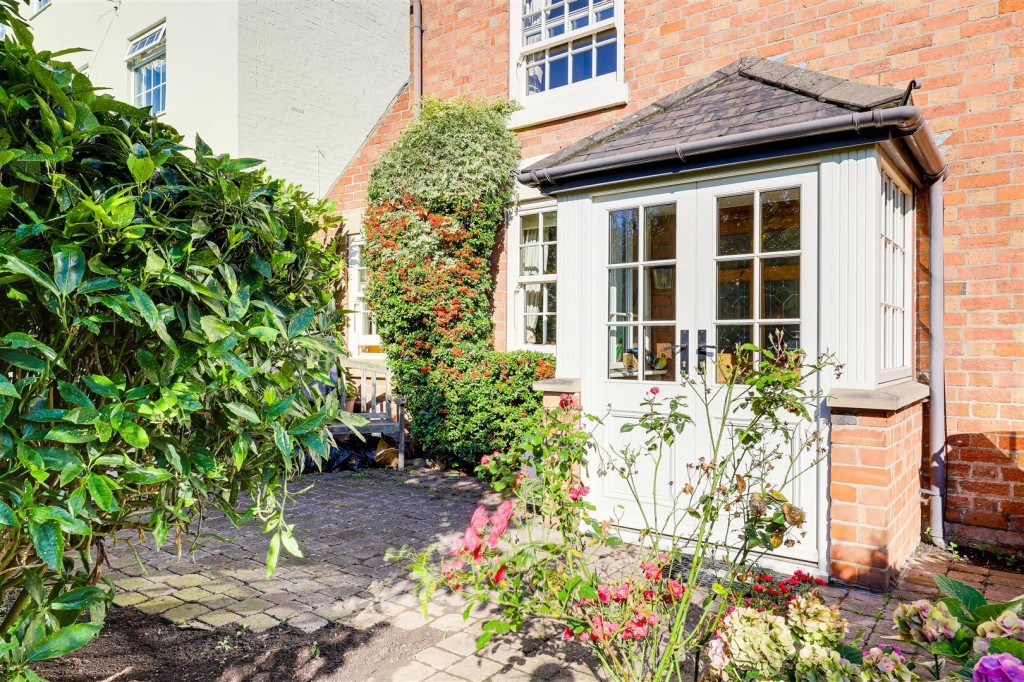 Derby Road, Sandiacre, Nottinghamshire, NG10 5HF