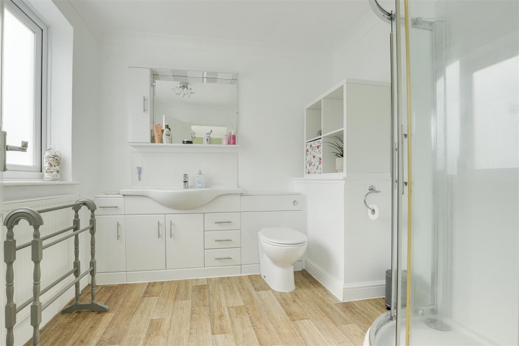 Mount Pleasant, Keyworth, Nottinghamshire, NG12 5EQ