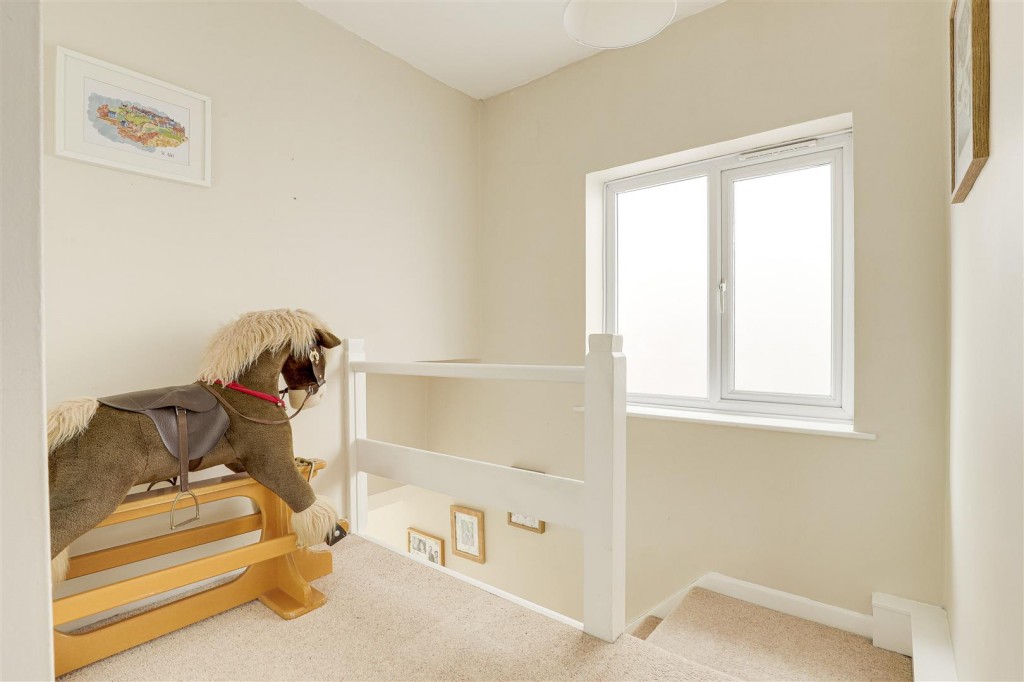 Mount Pleasant, Keyworth, Nottinghamshire, NG12 5EQ