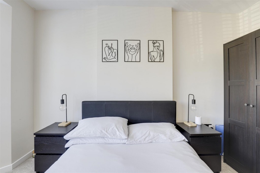 Hartington Avenue, Carlton, Nottinghamshire, NG4 3NR