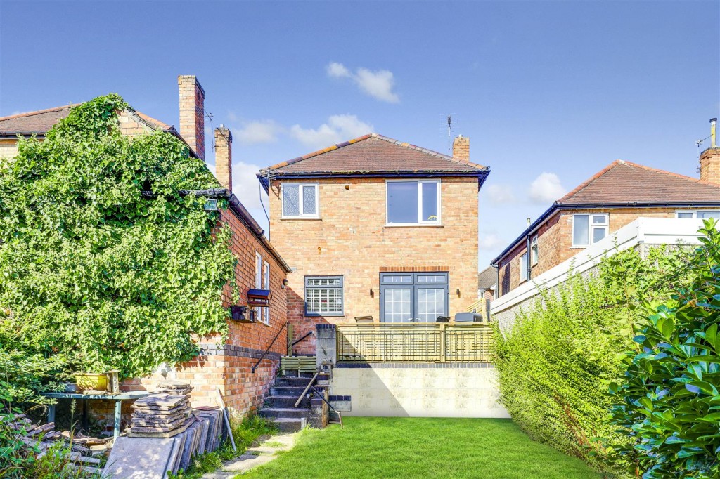 Hartington Avenue, Carlton, Nottinghamshire, NG4 3NR