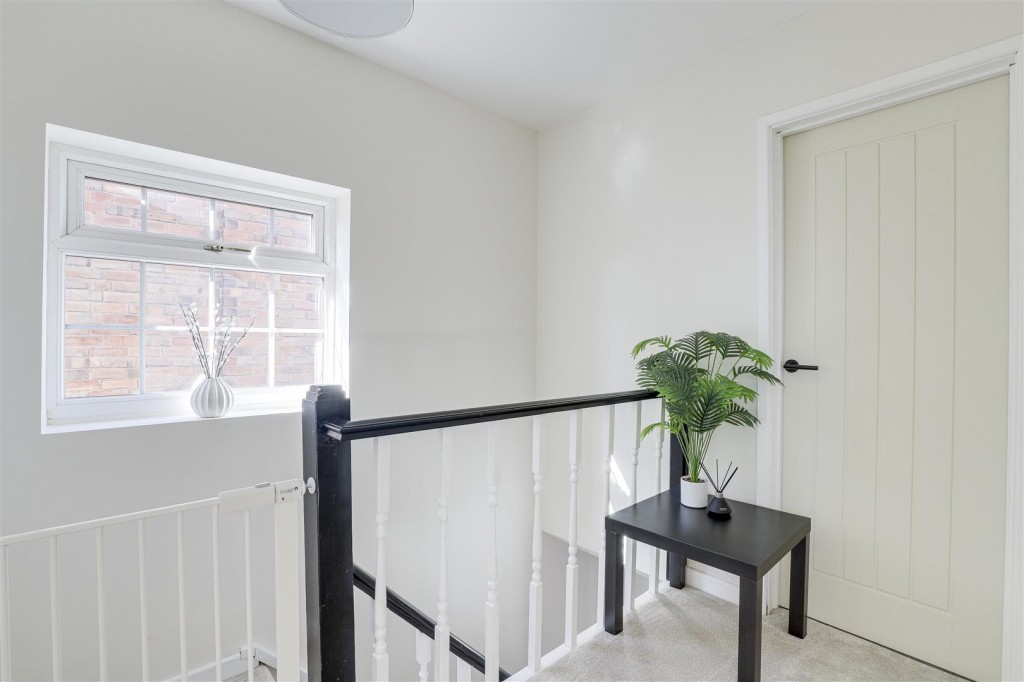 Hartington Avenue, Carlton, Nottinghamshire, NG4 3NR