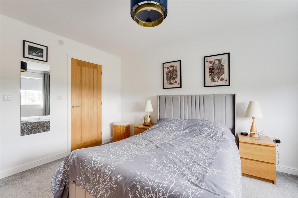 Woodlands Grove, Hucknall, Nottinghamshire, NG15 6SG