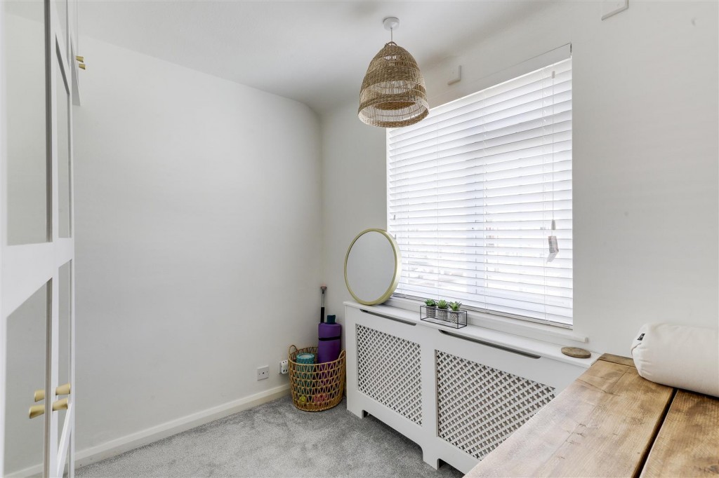 Surgeys Lane, Arnold, Nottinghamshire, NG5 8GB