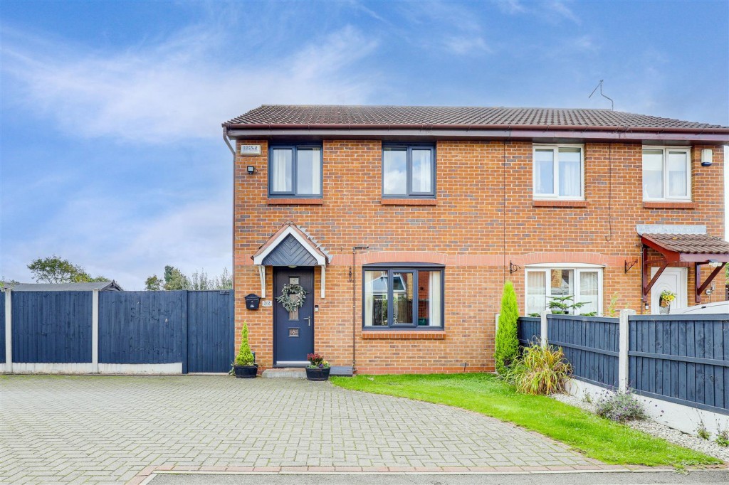 Clover Fields, Calverton, Nottinghamshire, NG14 6PN