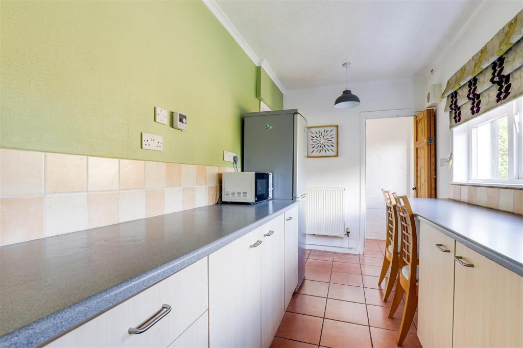 Grindon Crescent, Bulwell, Nottinghamshire, NG6 8BQ