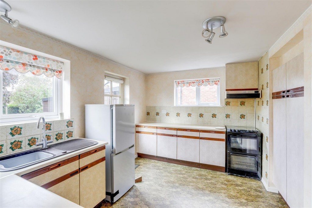 Rossell Drive, Stapleford, Nottinghamshire, NG9 7EJ