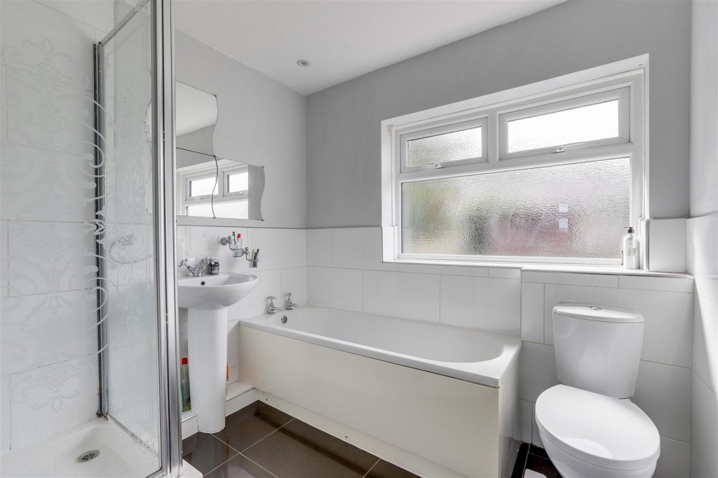 Beckhampton Road, Bestwood, Nottinghamshire, NG5 5NG