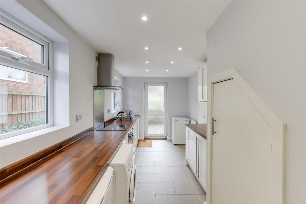 Beckhampton Road, Bestwood, Nottinghamshire, NG5 5NG