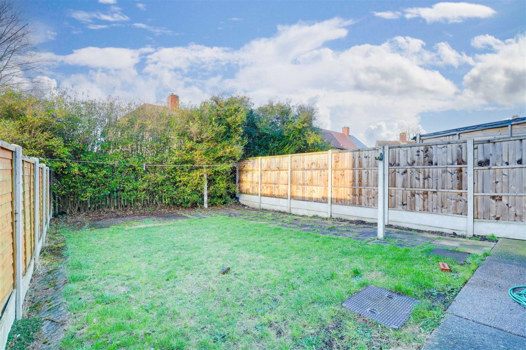 Pulborough Close, Basford, Nottinghamshire, NG5 1HU