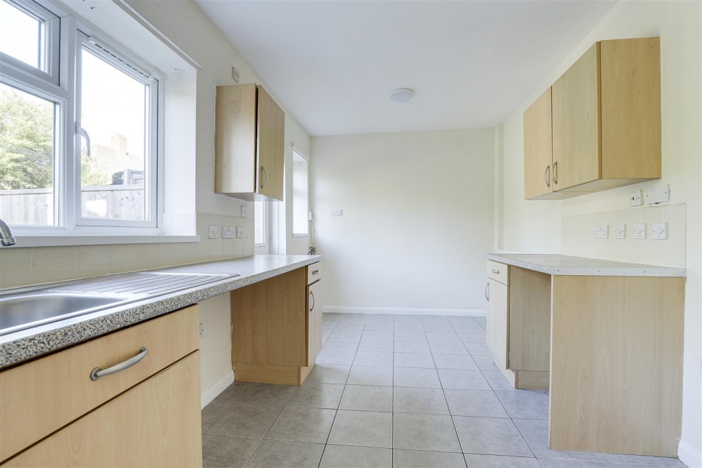 Pulborough Close, Basford, Nottinghamshire, NG5 1HU