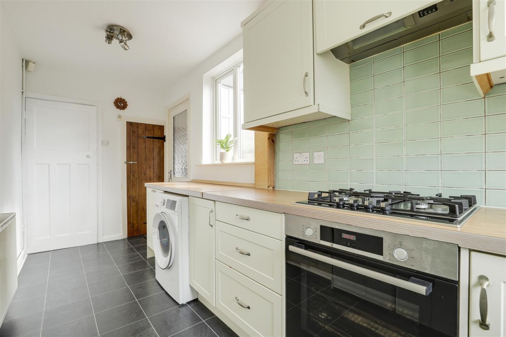 Charlbury Road, Wollaton, Nottinghamshire, NG8 1ND