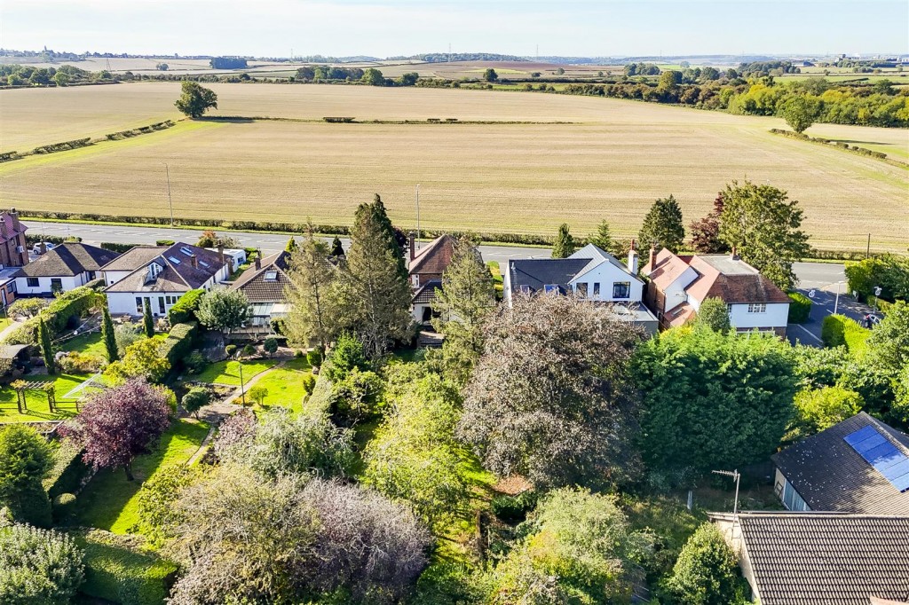 Melton Road, Tollerton, Nottinghamshire, NG12 4EN