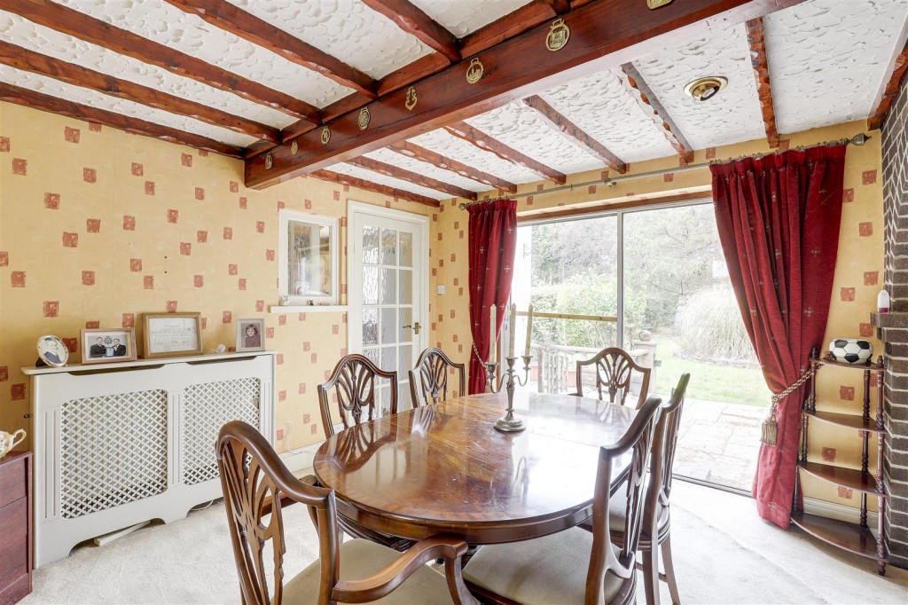 Melton Road, Tollerton, Nottinghamshire, NG12 4EN