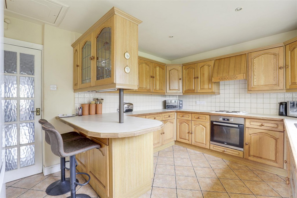 Melton Road, Tollerton, Nottinghamshire, NG12 4EN