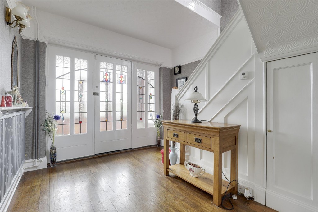 Melton Road, Tollerton, Nottinghamshire, NG12 4EN