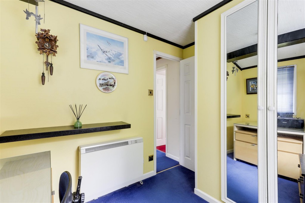 Killarney Park, Nottinghamshire, NG6 8NQ