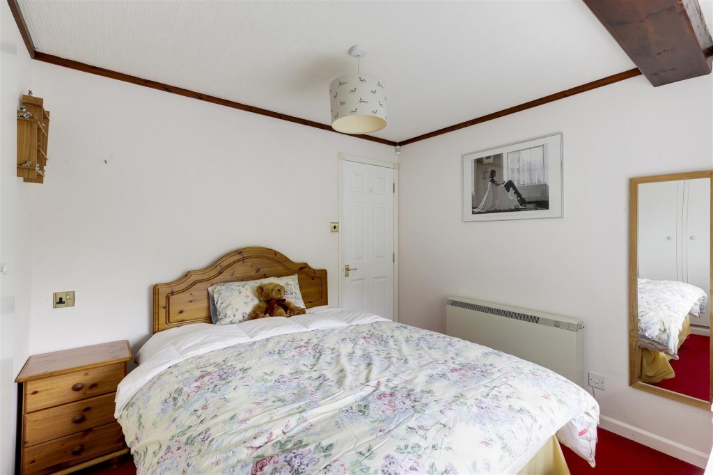 Killarney Park, Nottinghamshire, NG6 8NQ