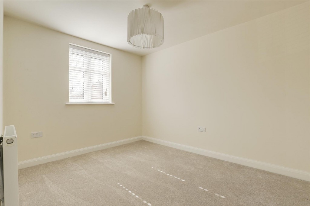 Evans Road, East Leake, Loughborough, LE12 6AT