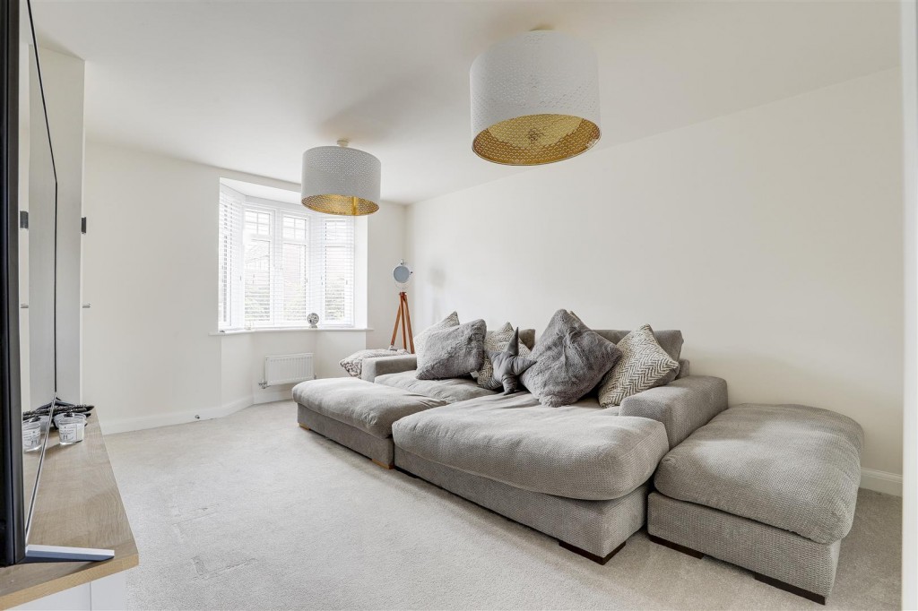 Evans Road, East Leake, Loughborough, LE12 6AT