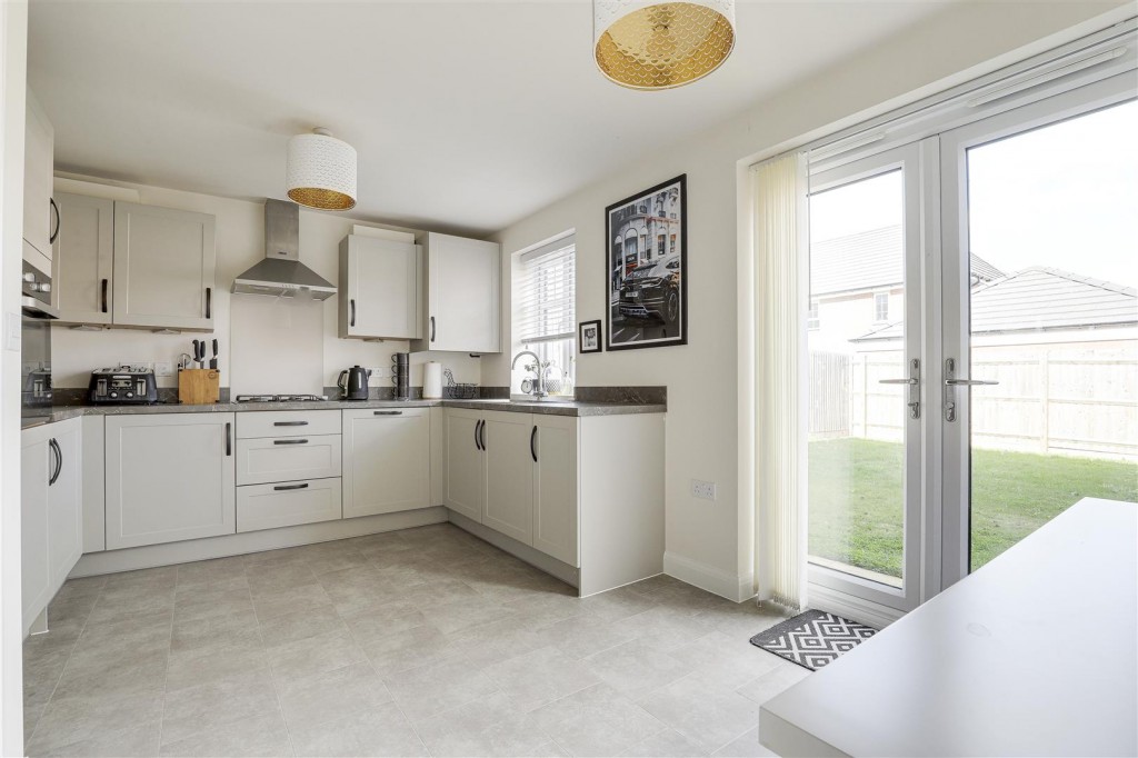 Evans Road, East Leake, Loughborough, LE12 6AT