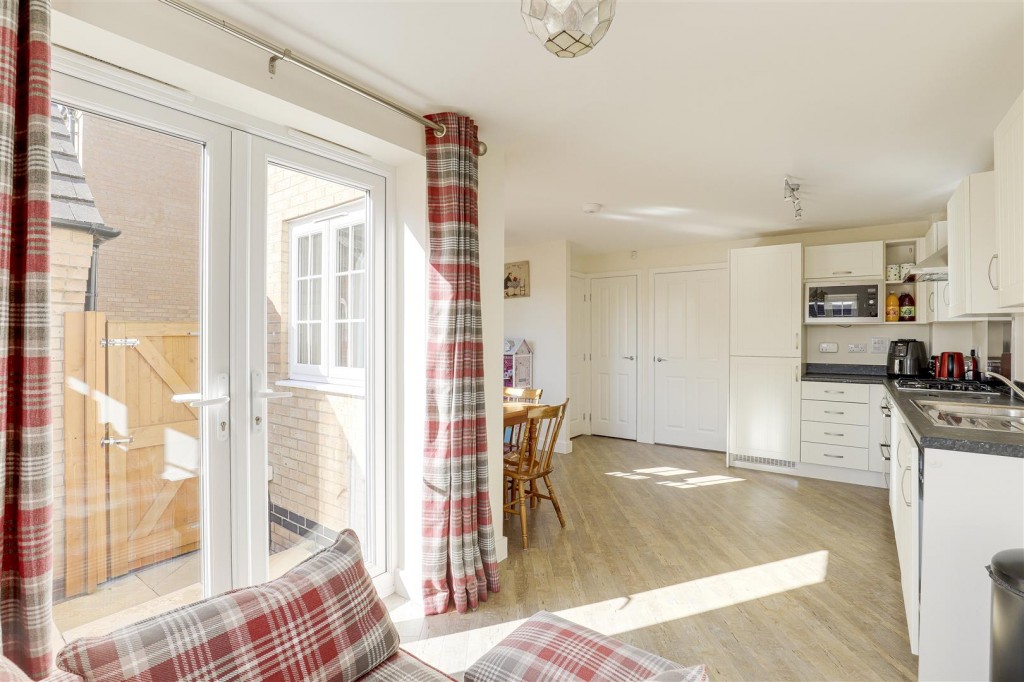 Ashington Drive, Arnold, Nottinghamshire, NG5 8UA