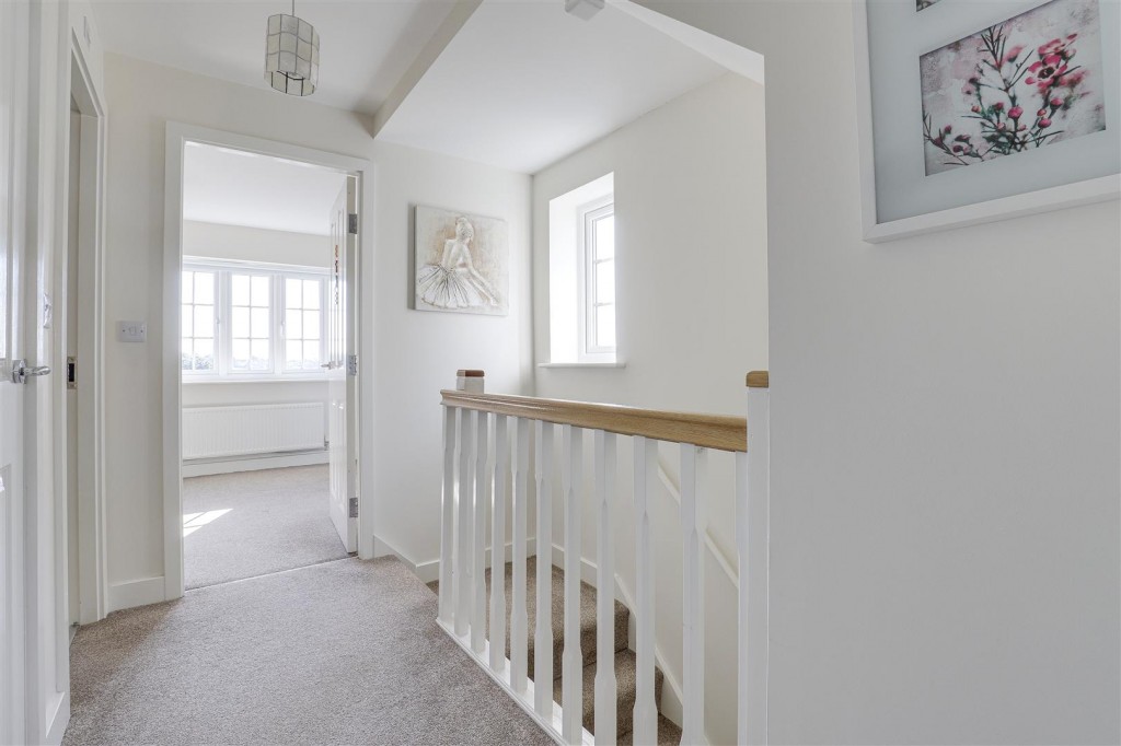 Ashington Drive, Arnold, Nottinghamshire, NG5 8UA