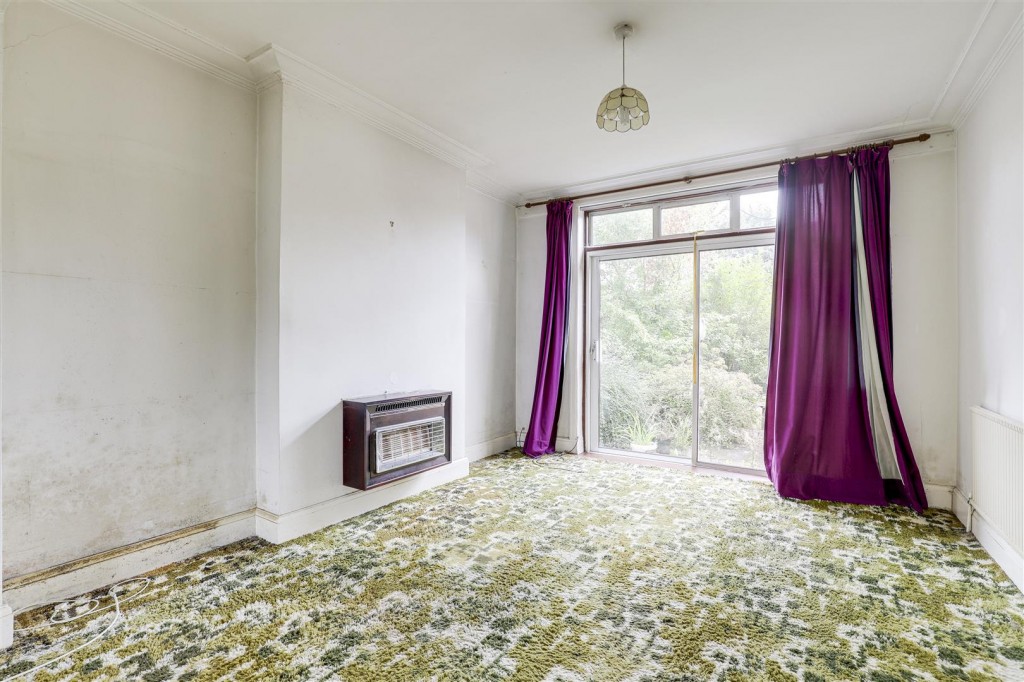 Adbolton Grove, West Bridgford, Nottinghamshire, NG2 5AR