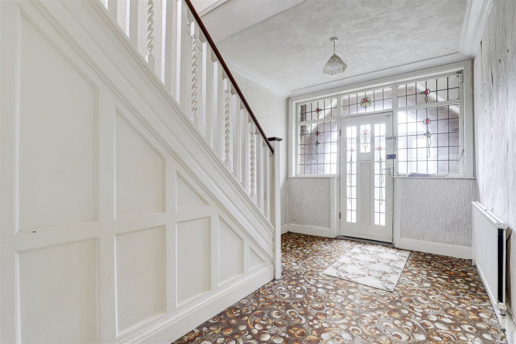 Adbolton Grove, West Bridgford, Nottinghamshire, NG2 5AR