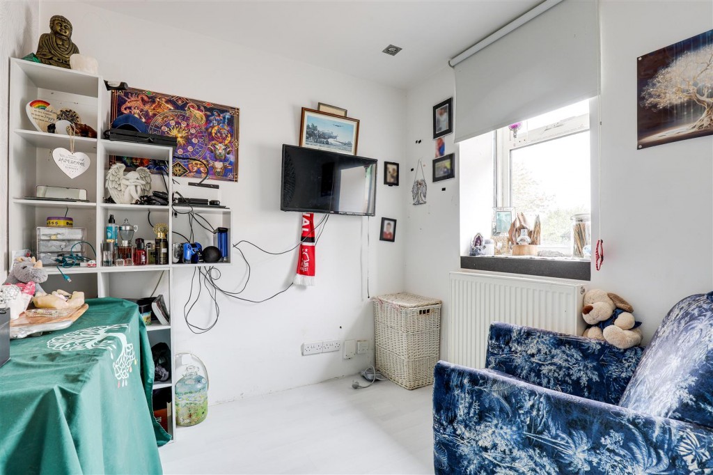 Fairmead Close, Mapperley, Nottinghamshire, NG3 3EQ