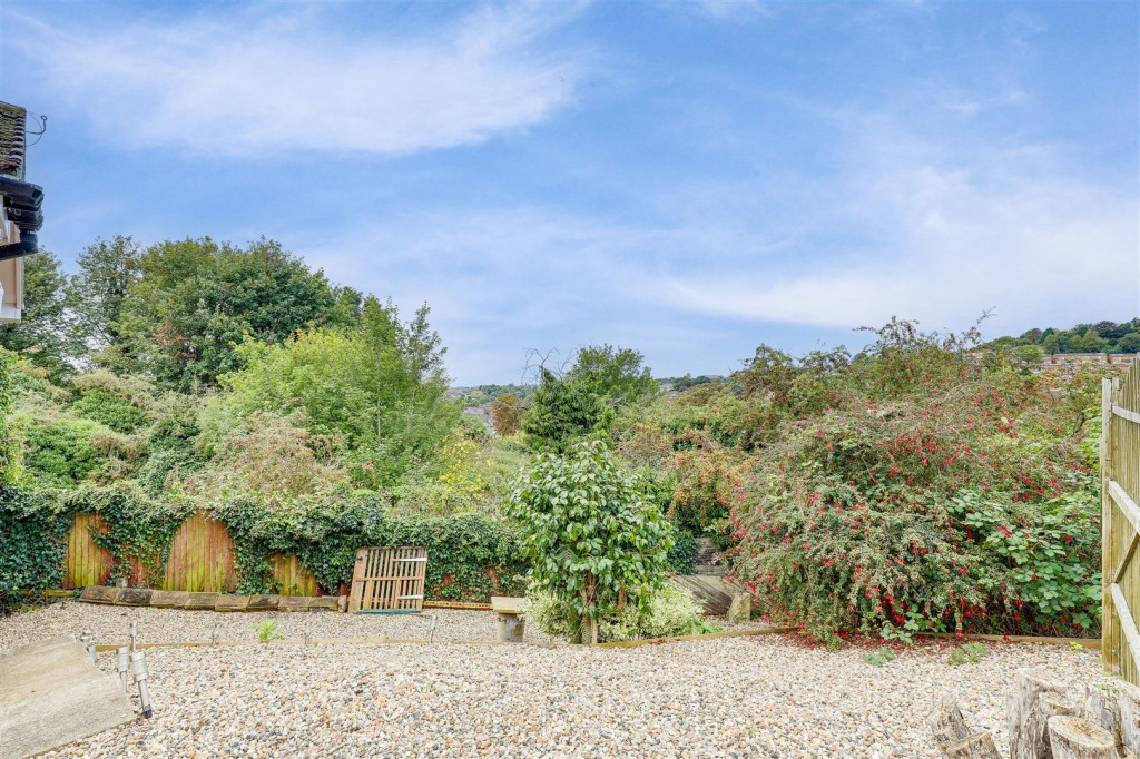 Fairmead Close, Mapperley, Nottinghamshire, NG3 3EQ