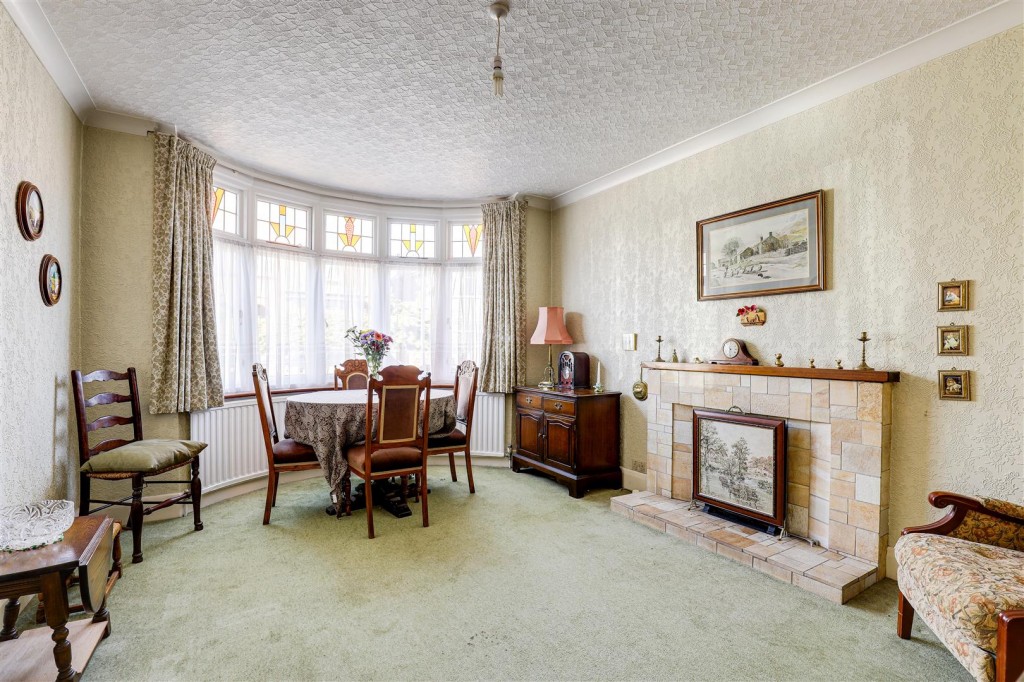 Julian Road, Lady Bay, West Bridgford, Nottinghamshire, NG2 5AL