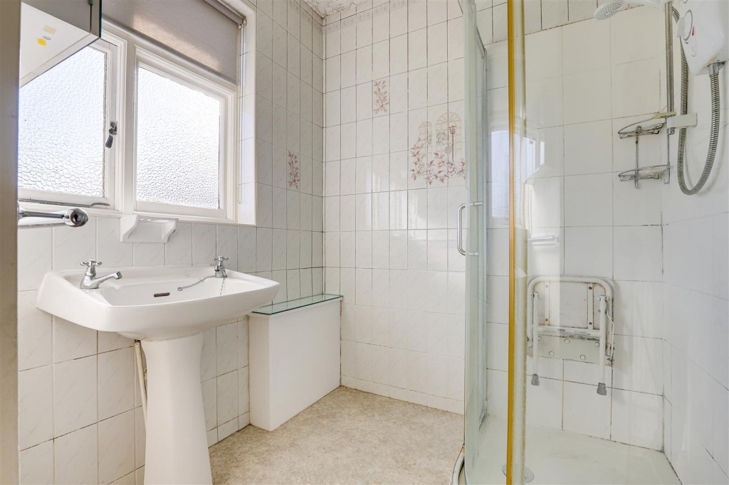 Julian Road, Lady Bay, West Bridgford, Nottinghamshire, NG2 5AL