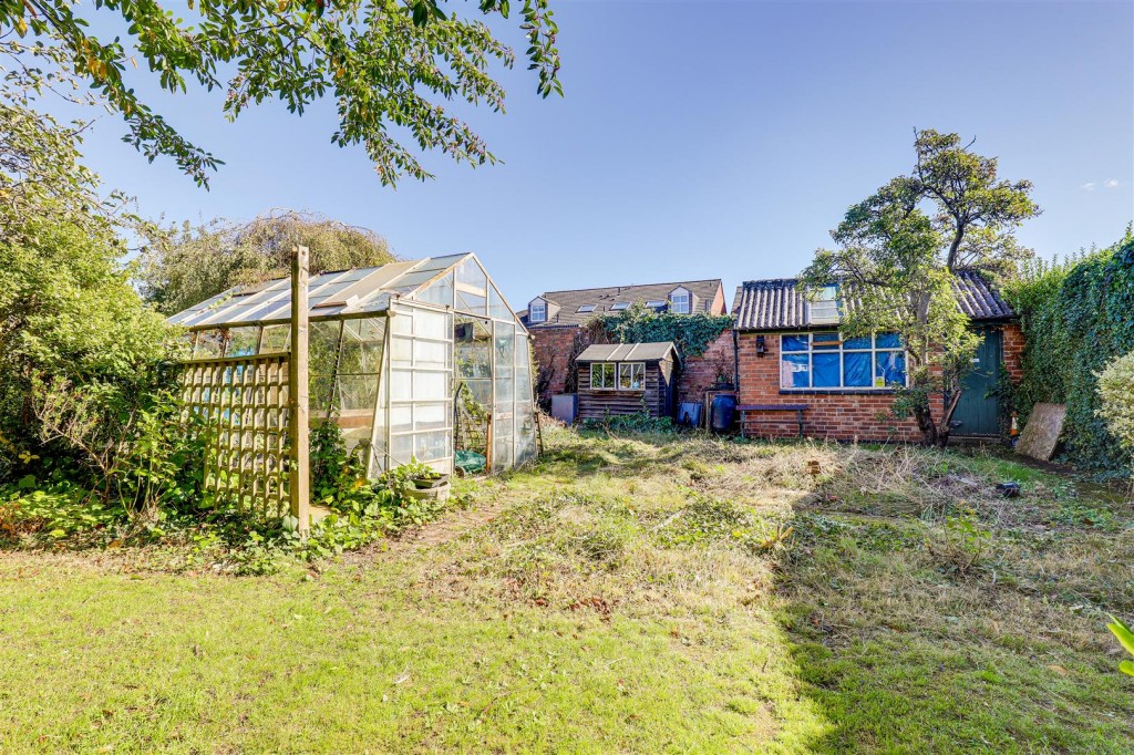 Julian Road, Lady Bay, West Bridgford, Nottinghamshire, NG2 5AL