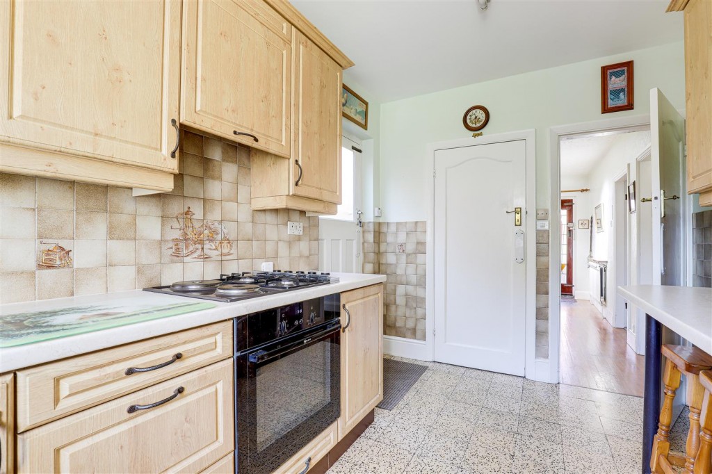 Julian Road, Lady Bay, West Bridgford, Nottinghamshire, NG2 5AL