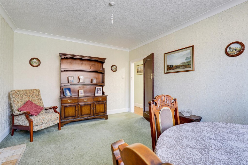 Julian Road, Lady Bay, West Bridgford, Nottinghamshire, NG2 5AL