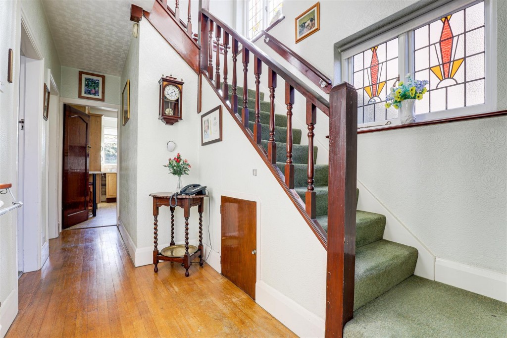 Julian Road, Lady Bay, West Bridgford, Nottinghamshire, NG2 5AL