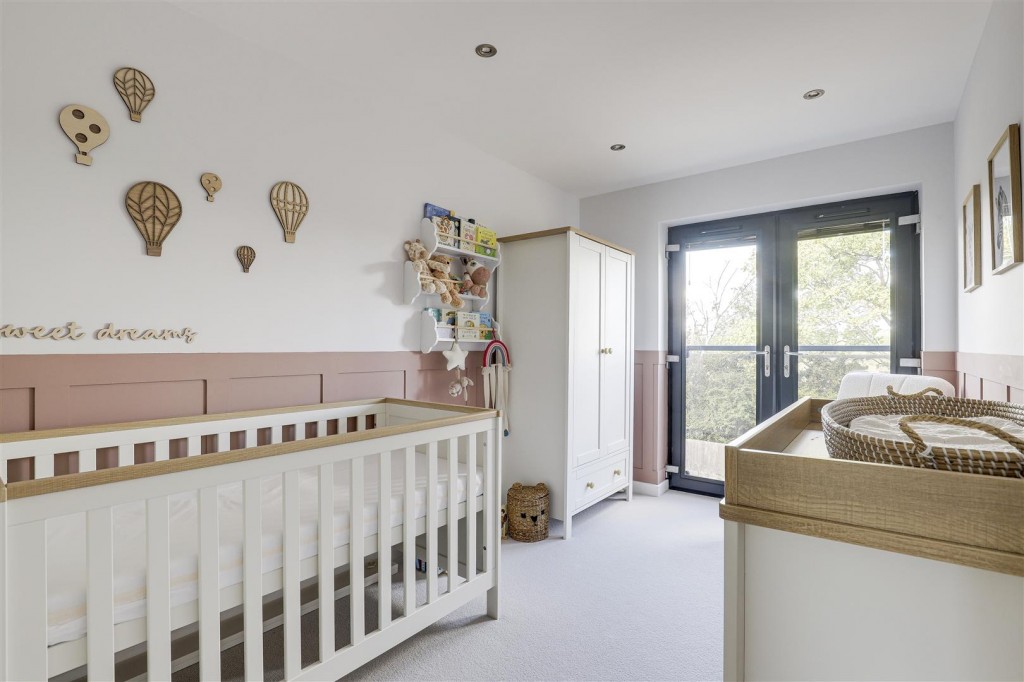 Radcliffe Road, Gamston, Nottinghamshire, NG2 6NR