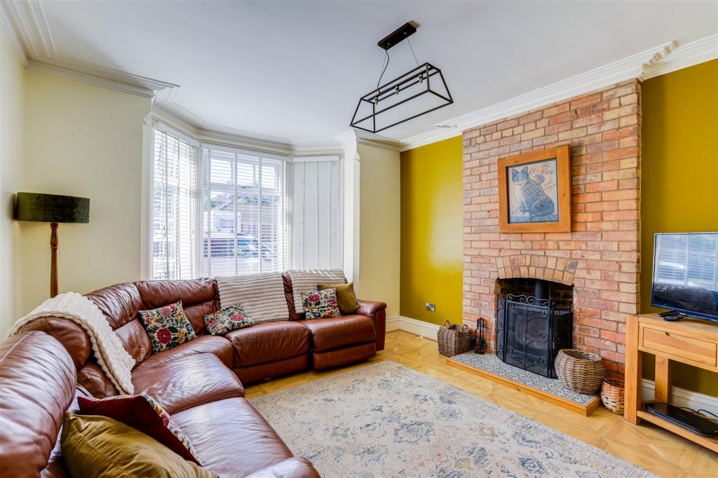 Longmoor Lane, Sandiacre, Derbyshire, NG10 5JN