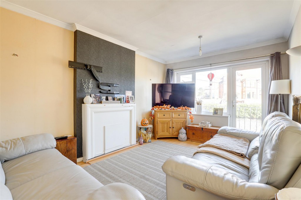 Milton Court, Sherwood, Nottinghamshire, NG5 2NS